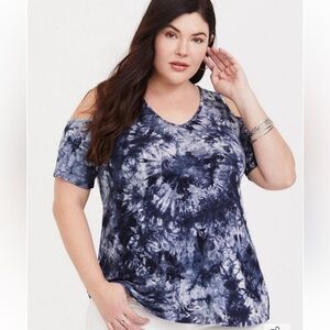 Super Soft V-Neck Cold Shoulder Tee